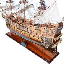 Load image into Gallery viewer, FAIRFAX MODEL SHIP | Museum-quality | Fully Assembled Wooden Ship Models