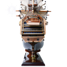 Load image into Gallery viewer, HMS Victory LIMITED EDITION Full Crooked Sails Only 100 Units Produced