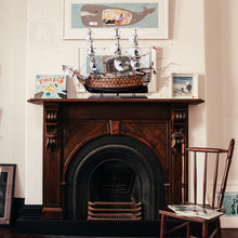 Load image into Gallery viewer, HMS Victory LIMITED EDITION Full Crooked Sails Only 100 Units Produced