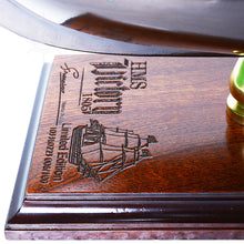 Load image into Gallery viewer, HMS Victory LIMITED EDITION Full Crooked Sails Only 100 Units Produced

