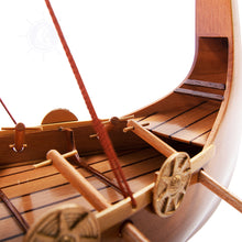 Load image into Gallery viewer, DRAKKAR VIKING MODEL BOAT | Museum-quality | Fully Assembled Wooden Model boats