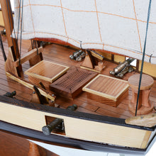 Load image into Gallery viewer, LYNX MODEL SHIP PAINTED | Museum-quality | Fully Assembled Wooden Ship Models