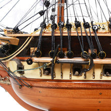 Load image into Gallery viewer, USS CONSTITUTION MODEL SHIP MEDIUM | Museum-quality | Fully Assembled Wooden Ship Models