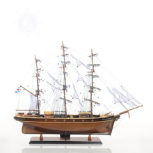 Load image into Gallery viewer, CUTTY SARK MODEL SHIP | Museum-quality | Fully Assembled Wooden Ship Models