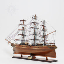 Load image into Gallery viewer, CUTTY SARK MODEL SHIP | Museum-quality | Fully Assembled Wooden Ship Models