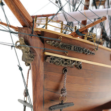 Load image into Gallery viewer, CUTTY SARK MODEL SHIP | Museum-quality | Fully Assembled Wooden Ship Models
