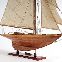 Load image into Gallery viewer, PEN DUICK Model Yacht | Museum-quality | Partially Assembled Wooden Ship Model