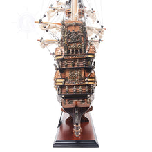 Load image into Gallery viewer, WASA MODEL SHIP MEDIUM | Museum-quality | Fully Assembled Wooden Ship Models
