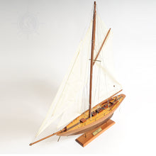 Load image into Gallery viewer, PEN DUICK SM Model Yacht | Museum-quality | Partially Assembled Wooden Ship Model