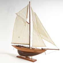Load image into Gallery viewer, PEN DUICK SM Model Yacht | Museum-quality | Partially Assembled Wooden Ship Model