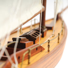 Load image into Gallery viewer, PEN DUICK SM Model Yacht | Museum-quality | Partially Assembled Wooden Ship Model