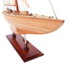 Load image into Gallery viewer, ENDEAVOUR SM Model Yacht | Museum-quality | Partially Assembled Wooden Ship Model