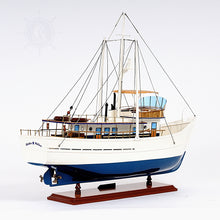 Load image into Gallery viewer, DICKIE WALKER MODEL BOAT | Museum-quality | Fully Assembled Wooden Model boats