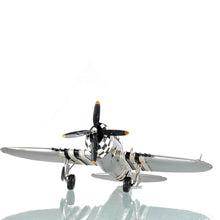 Load image into Gallery viewer, 1943 REPUBLIC P-47 BOMBER-FIGHTER | scale model aircraft | Miniatures |Vintage arts and crafts for decoration