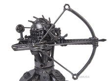 Load image into Gallery viewer, METAL PREDATOR WITH BOW & ARROW