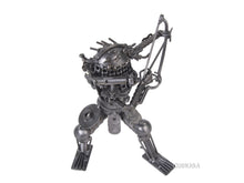 Load image into Gallery viewer, METAL PREDATOR WITH BOW & ARROW
