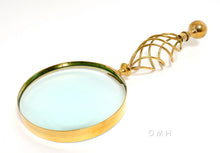 Load image into Gallery viewer, MAGNIFIER IN WOOD BOX- 5 INCHES | Magnifying power | Vintage arts and crafts for decoration