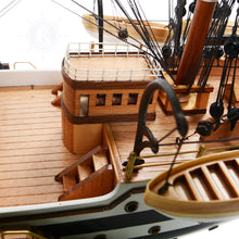 Load image into Gallery viewer, AMERIGO VESPUCCI MODEL SHIP PAINTED MEDIUM | Museum-quality | Fully Assembled Wooden Ship Models