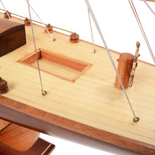 Load image into Gallery viewer, SHAMROCK YACHT L Model Yacht | Museum-quality | Partially Assembled Wooden Ship Model
