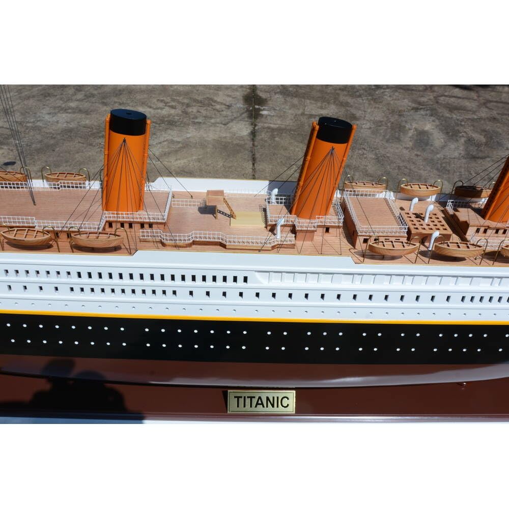 Old Modern Handicrafts Titanic Painted XXL Exclusive Edition Cruiseship Model – Handmade Nautical Décor Gift - 78.7L x 8.9W x 27.6H Inches