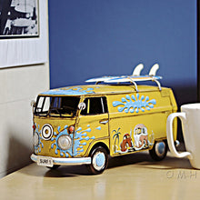 Load image into Gallery viewer, 1967 VOLKSWAGEN DELUXE BUS 1:18 | scale model aircraft | Miniatures |Vintage arts and crafts for decoration
