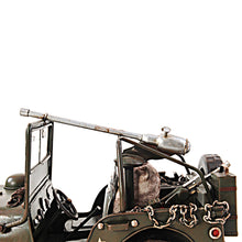 Load image into Gallery viewer, GREEN 1940 WILLYS-OVERLAND JEEP 1:12| scale model aircraft | Miniatures |Vintage arts and crafts for decoration
