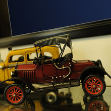 Load image into Gallery viewer, 1924 ROSE F CAR MODEL T | scale model aircraft | Miniatures |Vintage arts and crafts for decoration
