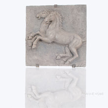 Load image into Gallery viewer, ANNE HOME - HORSE WALL DECORATION  | scale model aircraft | Miniatures |Vintage arts and crafts for decoration
