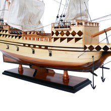 Load image into Gallery viewer, MAYFLOWER MODEL SHIP MEDIUM - FULLY ASSEMBLE | Museum-quality | Fully Assembled Wooden Ship Models
