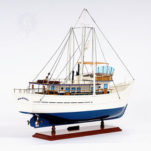 Load image into Gallery viewer, DICKIE WALKER MODEL BOAT | Museum-quality | Fully Assembled Wooden Model boats
