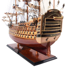 Load image into Gallery viewer, HMS VICTORY MODEL SHIP EXCLUSIVE EDITION | Museum-quality | Fully Assembled Wooden Ship Models
