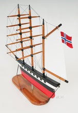 Load image into Gallery viewer, WIND POINTER MODEL SHIP | Museum-quality | Fully Assembled Wooden Ship Models
