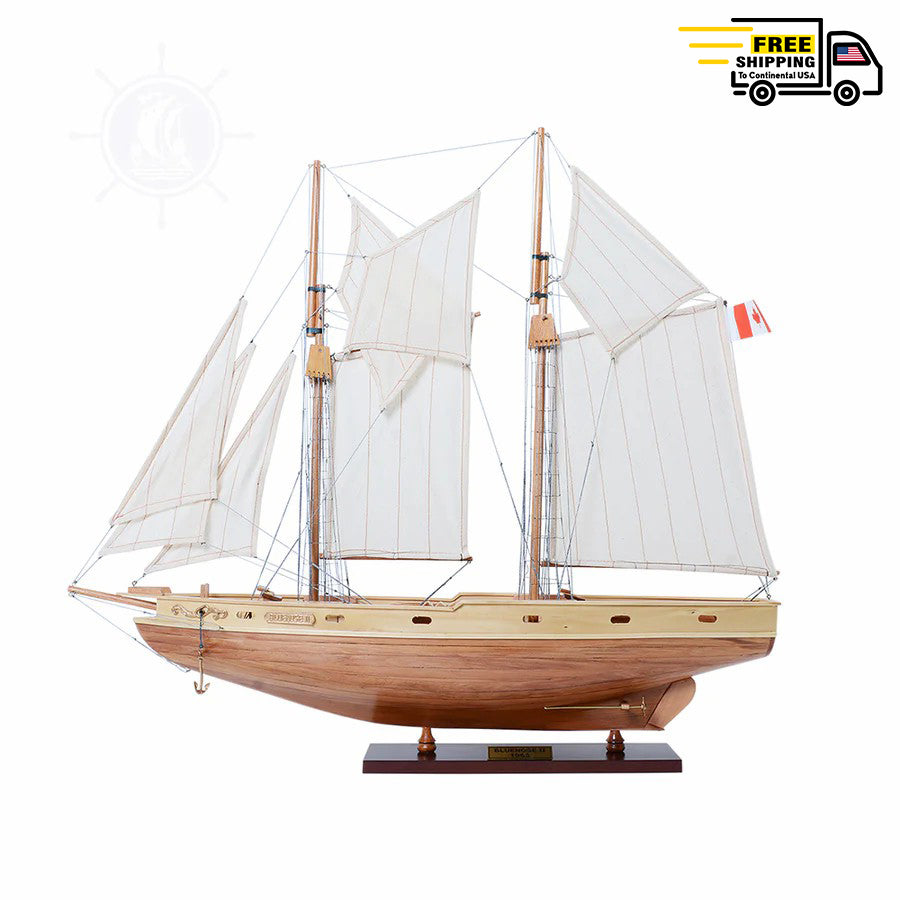 BLUENOSE II FULLY ASSEMBLED 29.5 INCHES | Museum-quality | Fully Assembled Wooden Ship Model